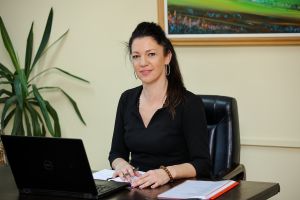 Manager für Personal und Rechtsangelegenheiten: Danijela Smiljanić